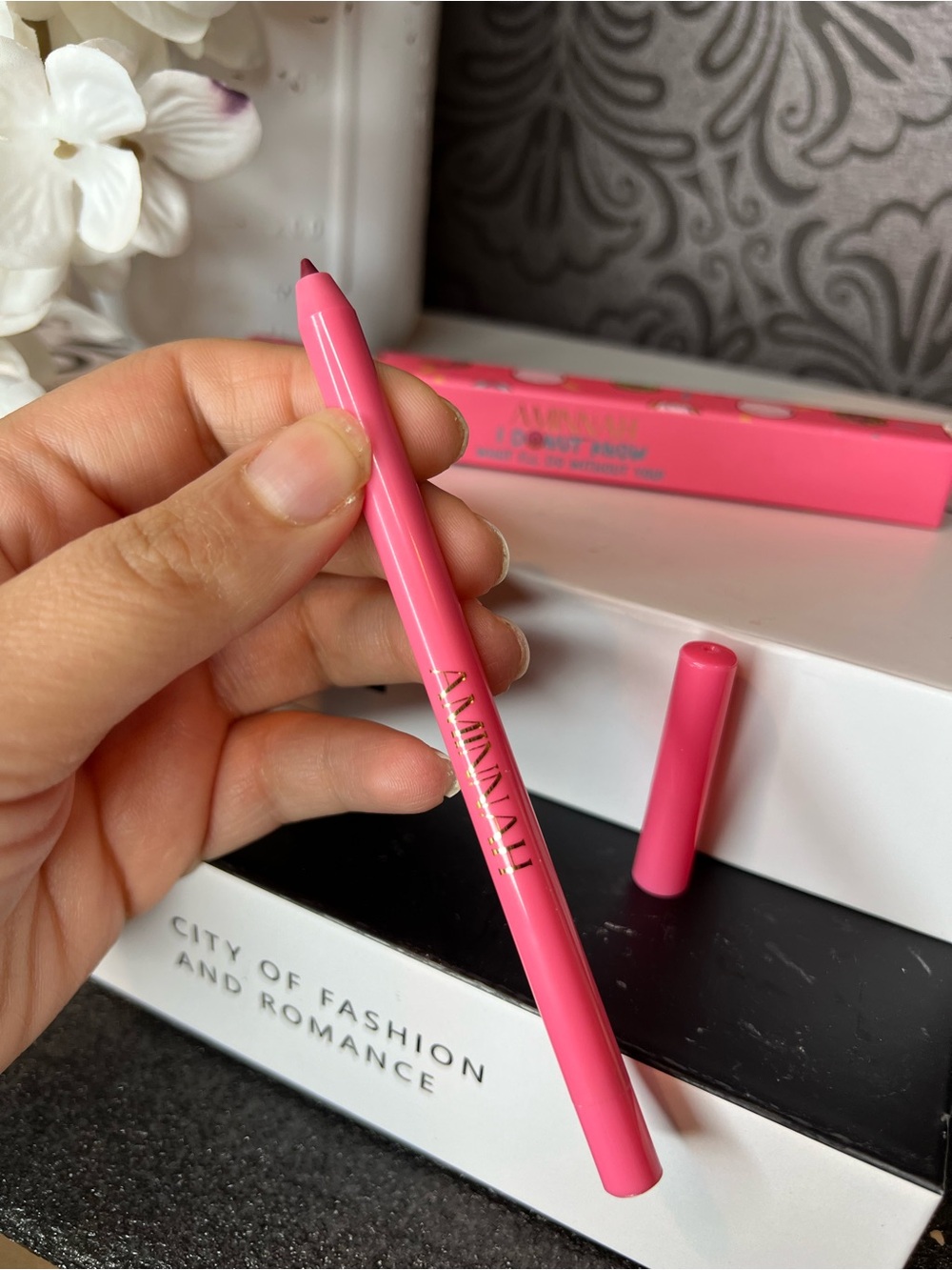 Donut Hot Rose Lip Liner - Picture 3 of 4